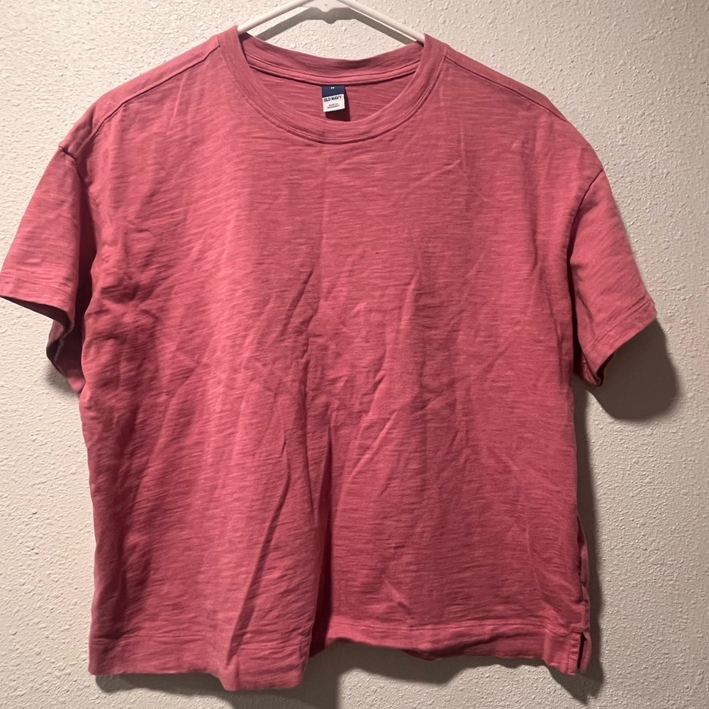 Old Navy Women’s Pink T-Shirt